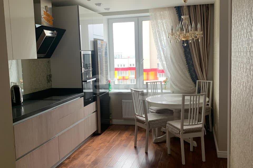 Продаётся 2-комнатная квартира, 64.2 м²