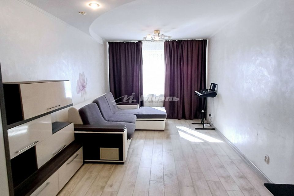 Продаётся 3-комнатная квартира, 63 м²