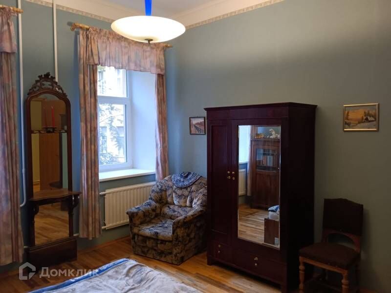 Сдаётся 2-комнатная квартира, 76.6 м²