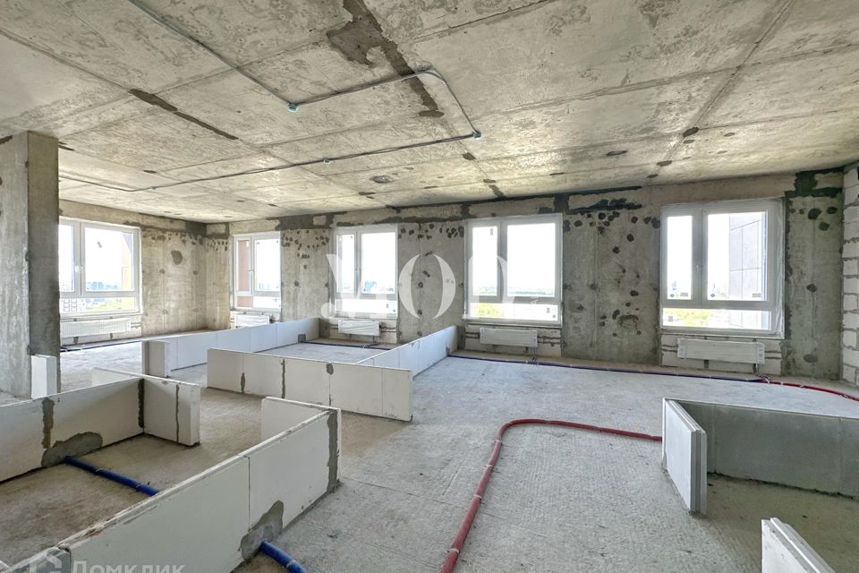 Продаётся 3-комнатная квартира, 102.7 м²