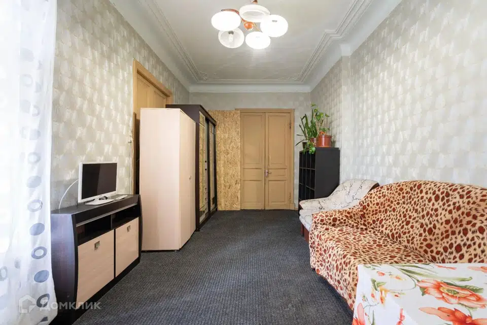 Продаётся 5-комнатная квартира, 106.7 м²
