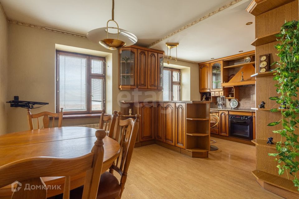 Продаётся 3-комнатная квартира, 65.7 м²