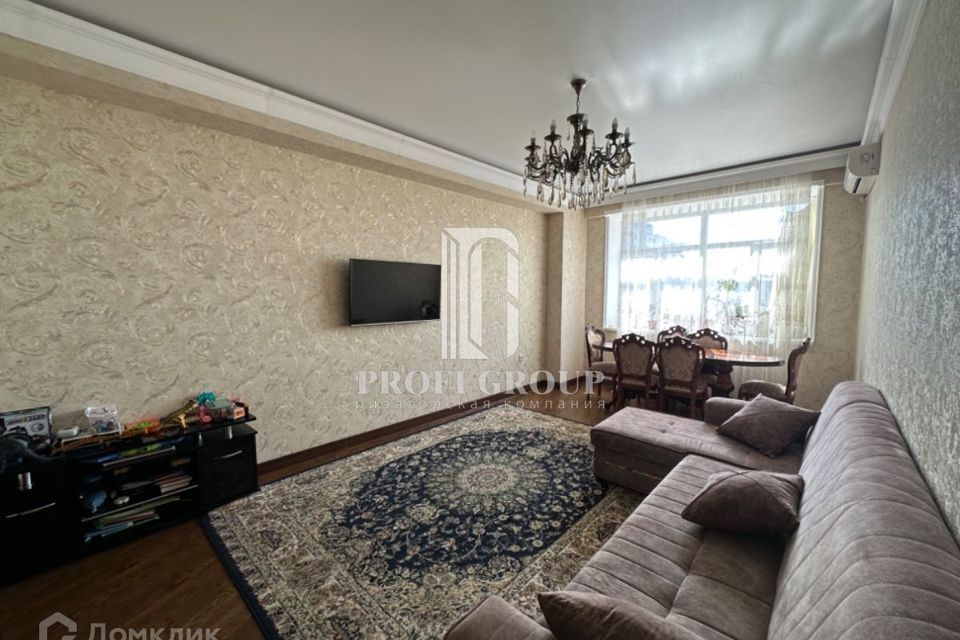 Продаётся 3-комнатная квартира, 110 м²
