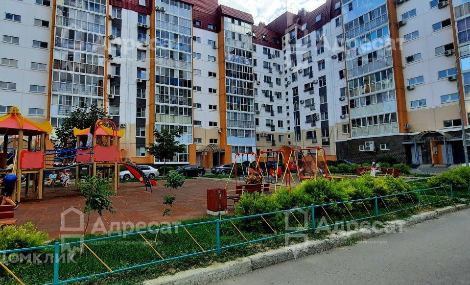 Продаётся 1-комнатная квартира, 40.3 м²