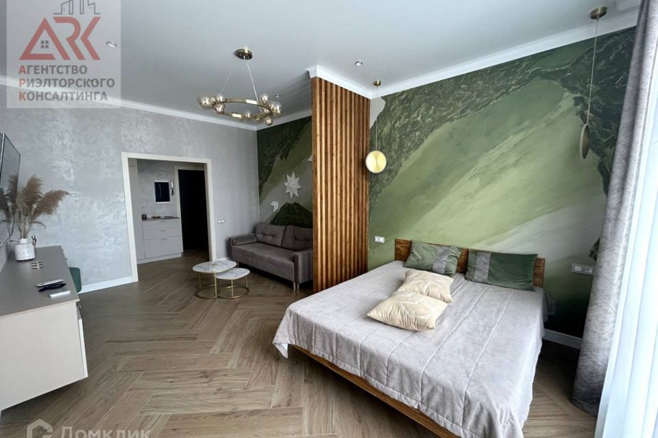 Продаётся 1-комнатная квартира, 56 м²