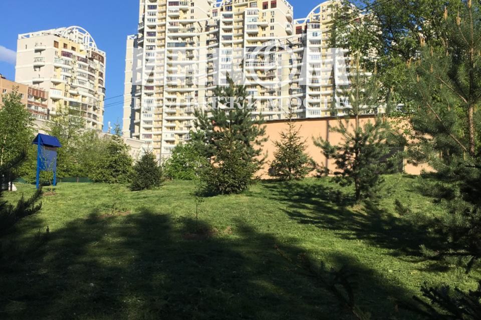 Продаётся 1-комнатная квартира, 43.1 м²