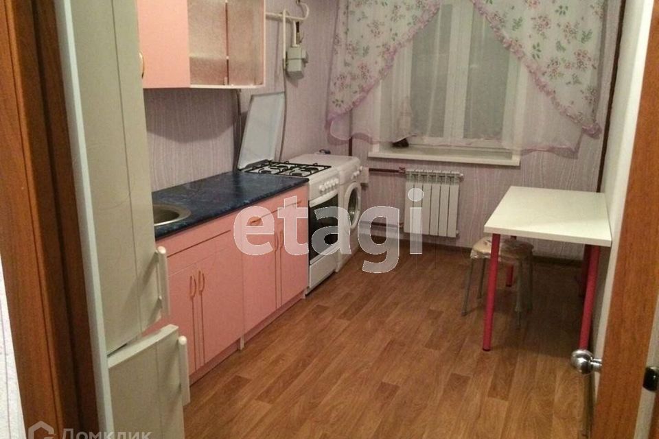 Продаётся 1-комнатная квартира, 39.3 м²