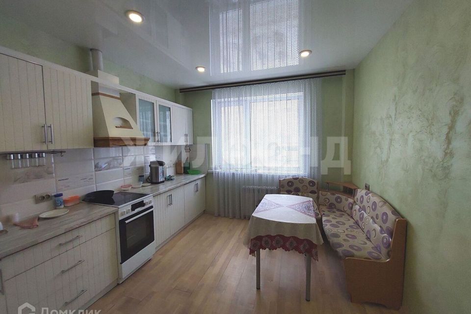 Сдаётся 2-комнатная квартира, 61 м²