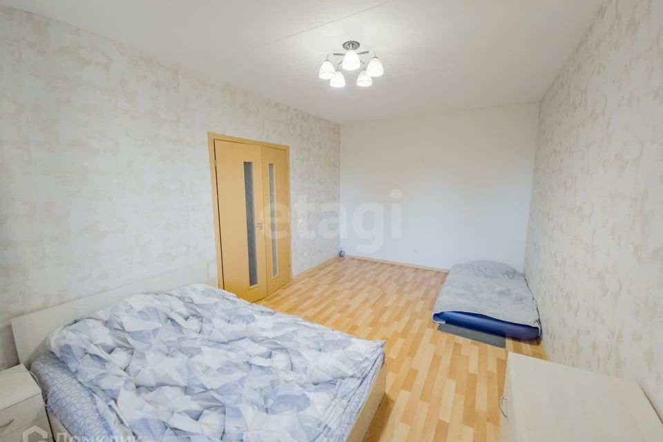 Продаётся 1-комнатная квартира, 42.4 м²