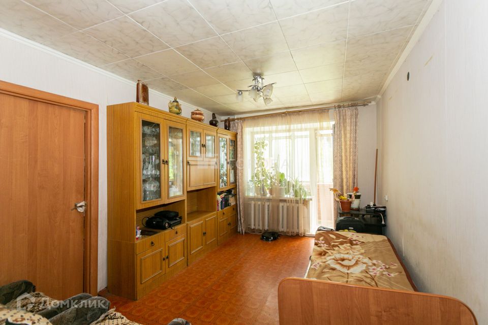 Продаётся 3-комнатная квартира, 51.6 м²