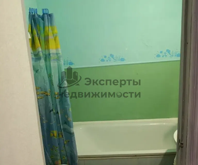 Продаётся 3-комнатная квартира, 69.8 м²