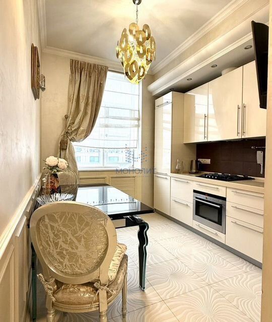 Продаётся 2-комнатная квартира, 58 м²