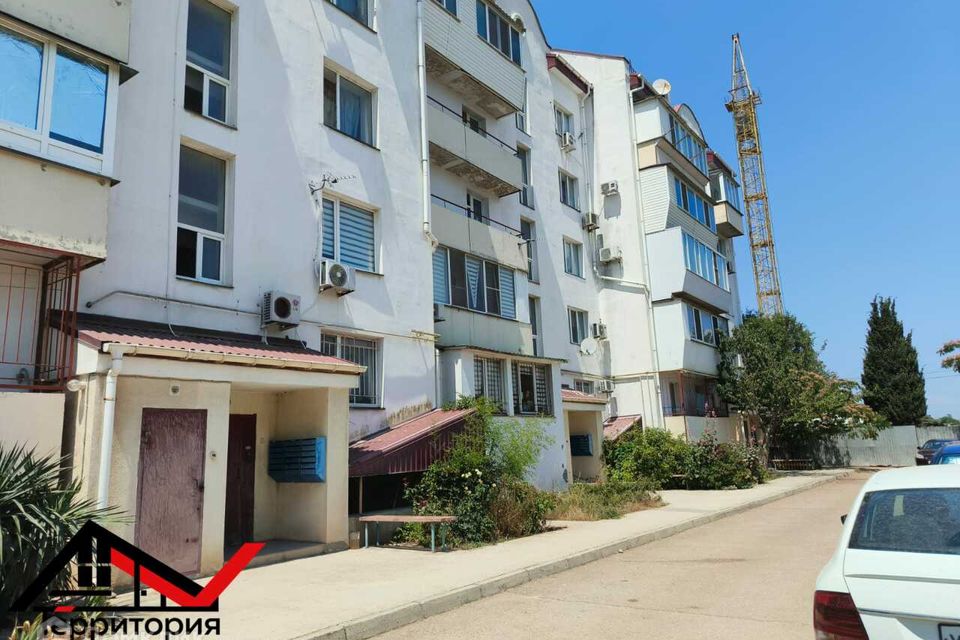 Продаётся 3-комнатная квартира, 100 м²