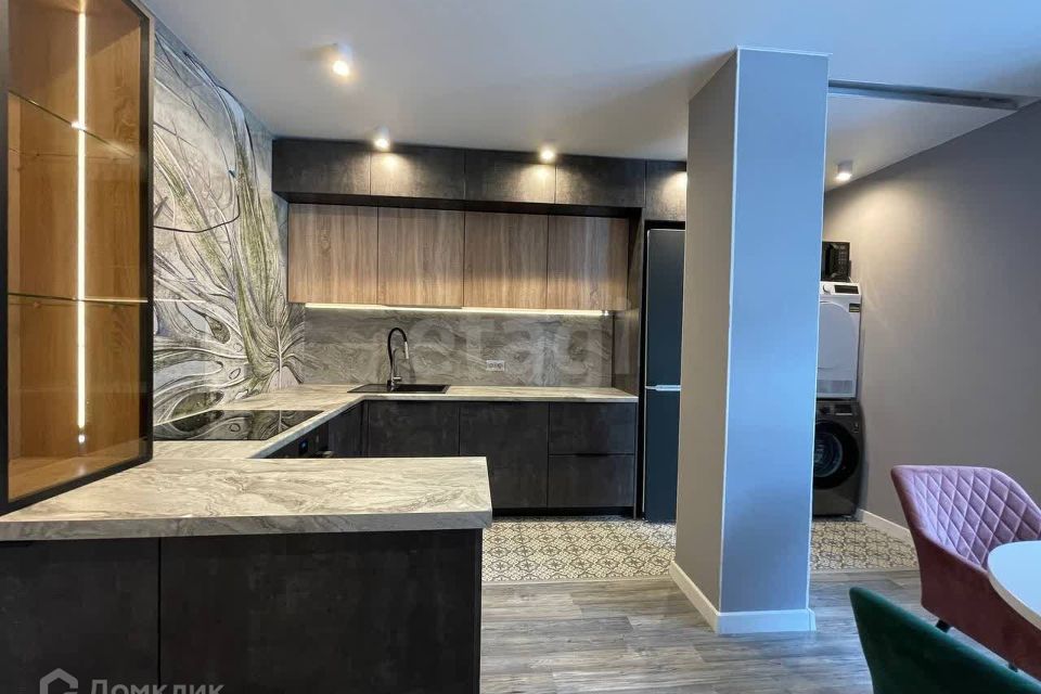 Продаётся 2-комнатная квартира, 88.2 м²