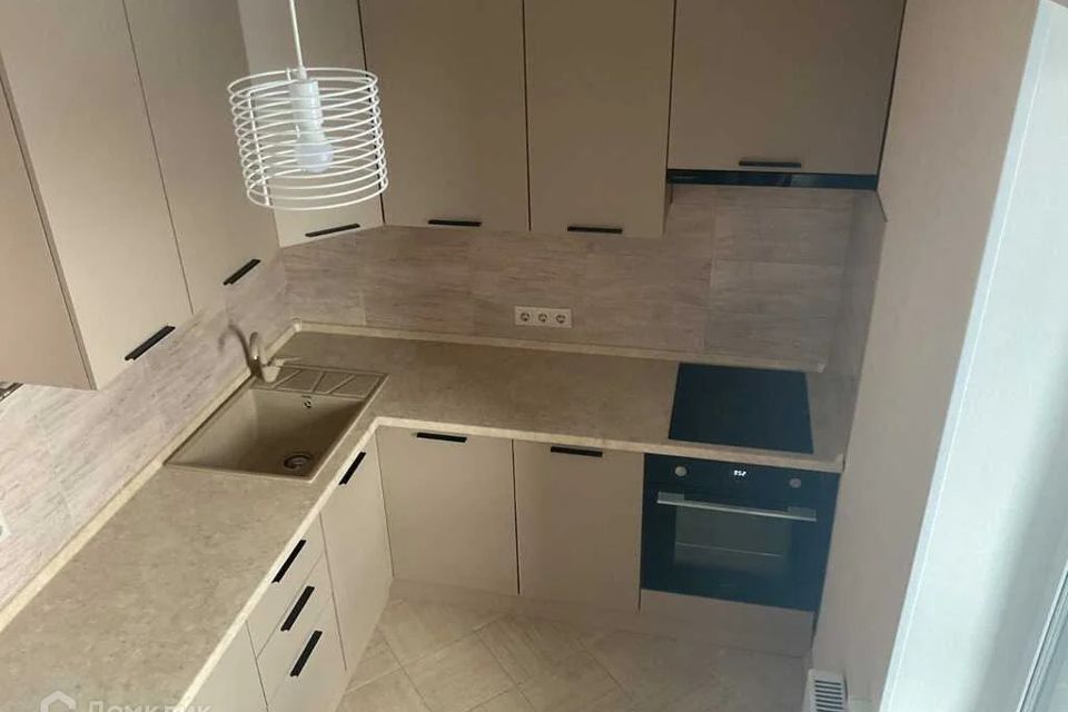 Продаётся 1-комнатная квартира, 41.6 м²