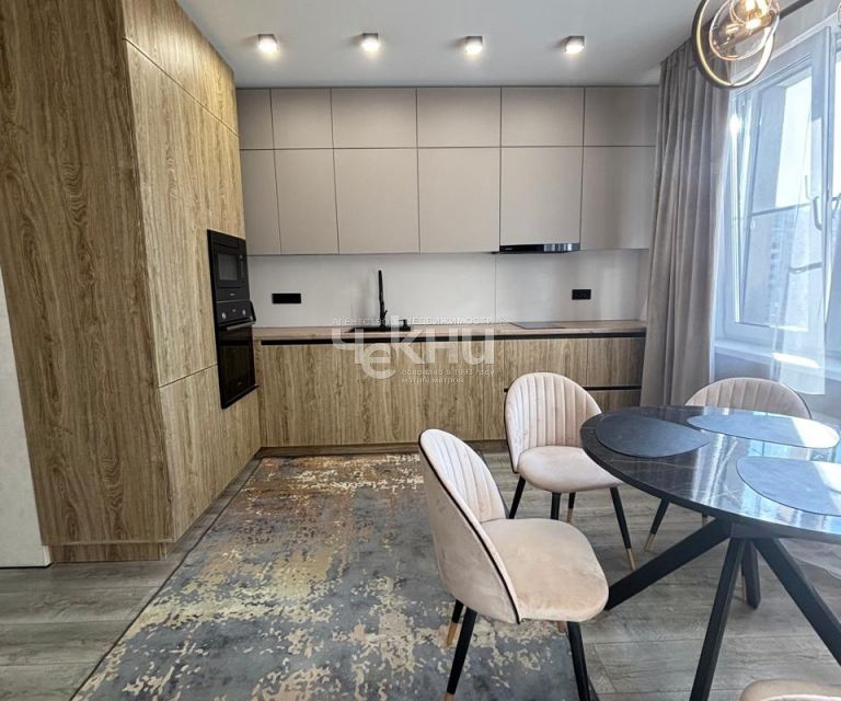 Продаётся 1-комнатная квартира, 45.5 м²