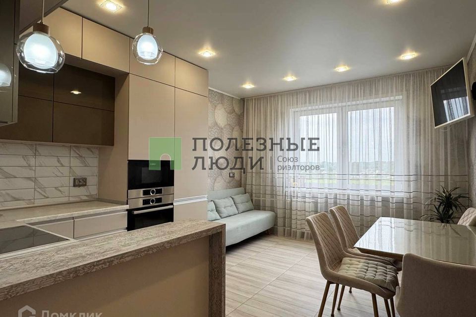 Продаётся 3-комнатная квартира, 77.6 м²