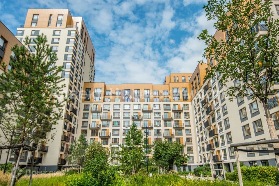 Продаётся 1-комнатная квартира, 55 м²