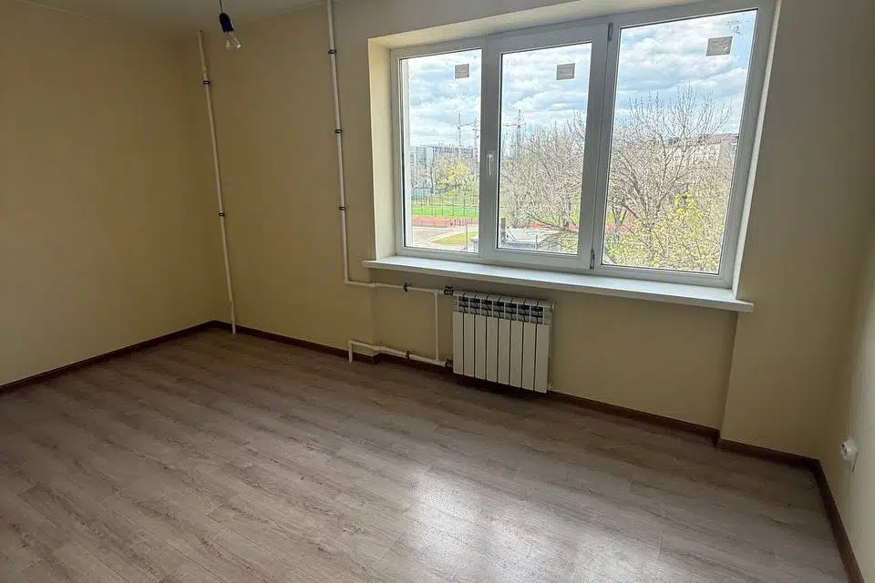 Продаётся 3-комнатная квартира, 52.4 м²