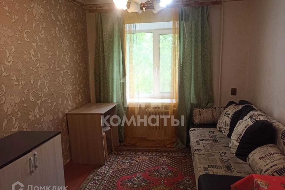 Продаётся комната в 6-комн. квартире, 10.7 м²