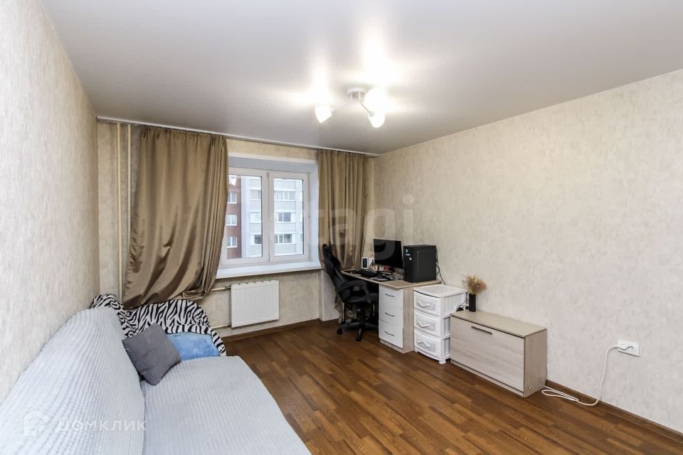Продаётся 1-комнатная квартира, 37.3 м²