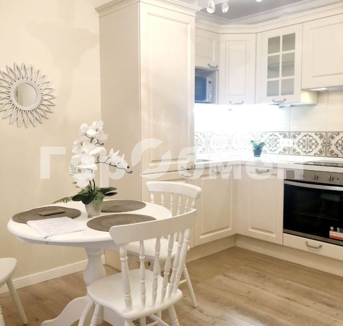 Продаётся 1-комнатная квартира, 37 м²