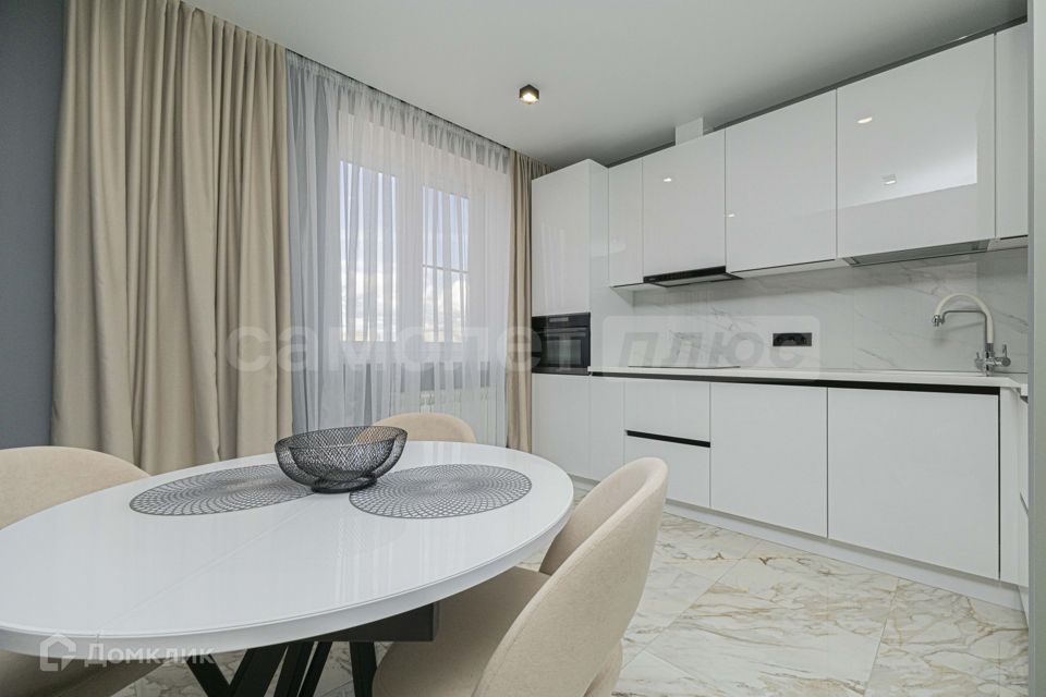 Продаётся 2-комнатная квартира, 86.9 м²