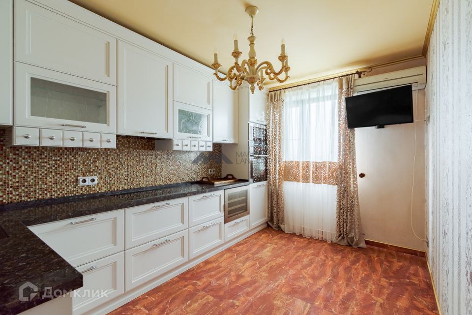 Продаётся 3-комнатная квартира, 79.8 м²