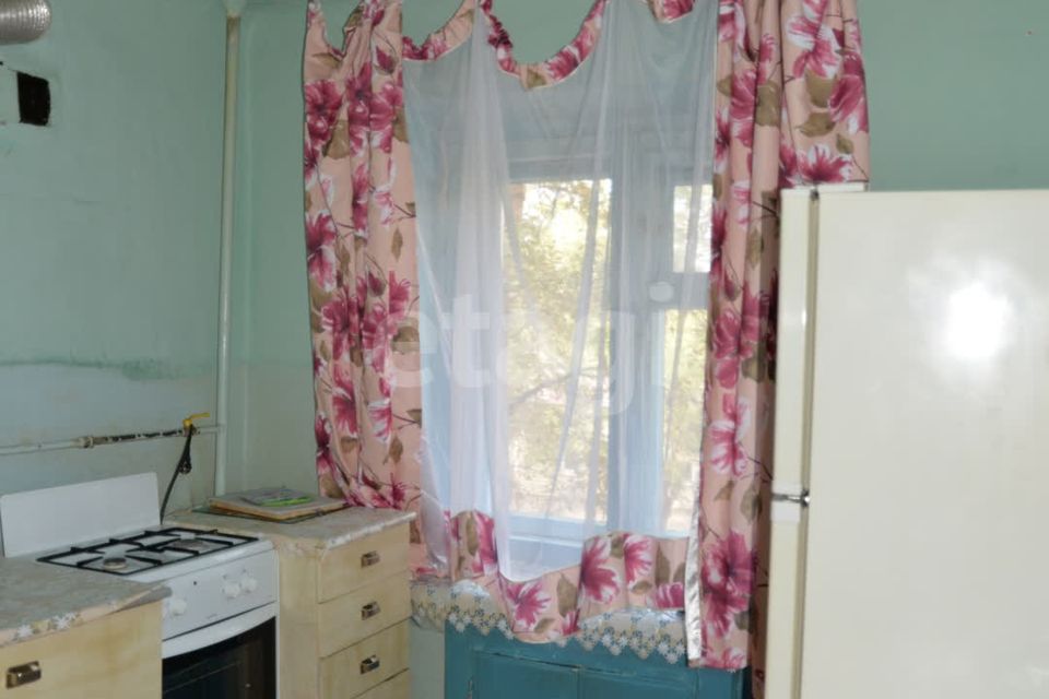 Продаётся 3-комнатная квартира, 41.6 м²