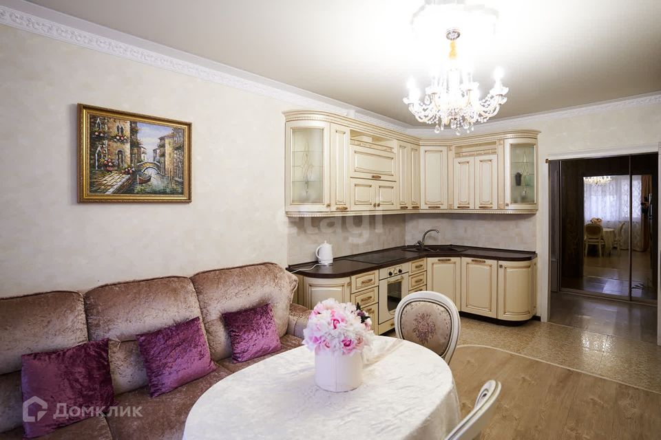 Продаётся 2-комнатная квартира, 64.6 м²
