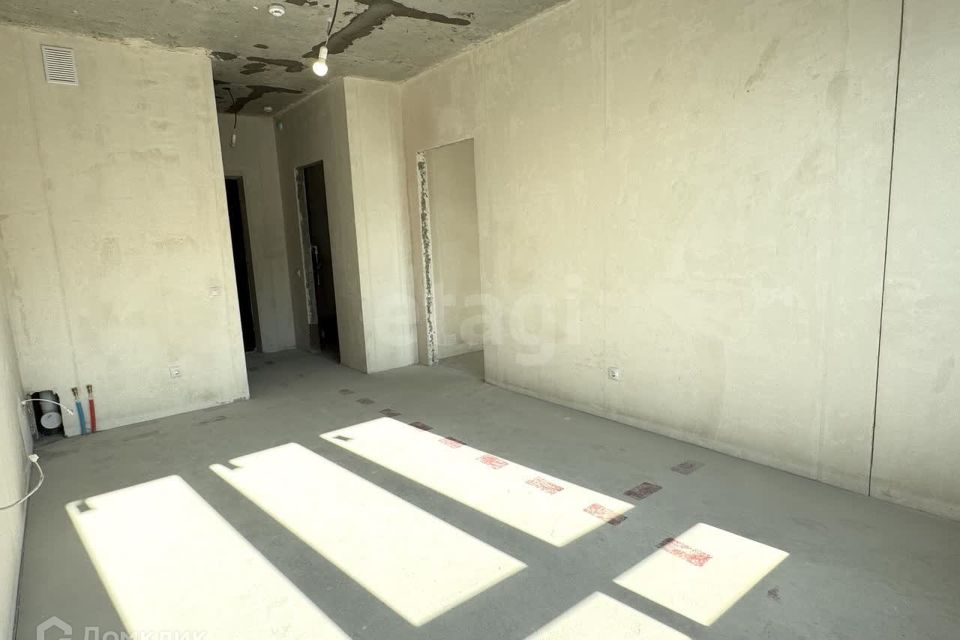 Продаётся 1-комнатная квартира, 43.97 м²