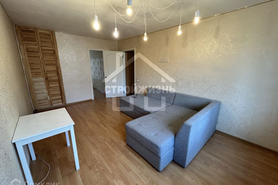Сдаётся 2-комнатная квартира, 43.2 м²