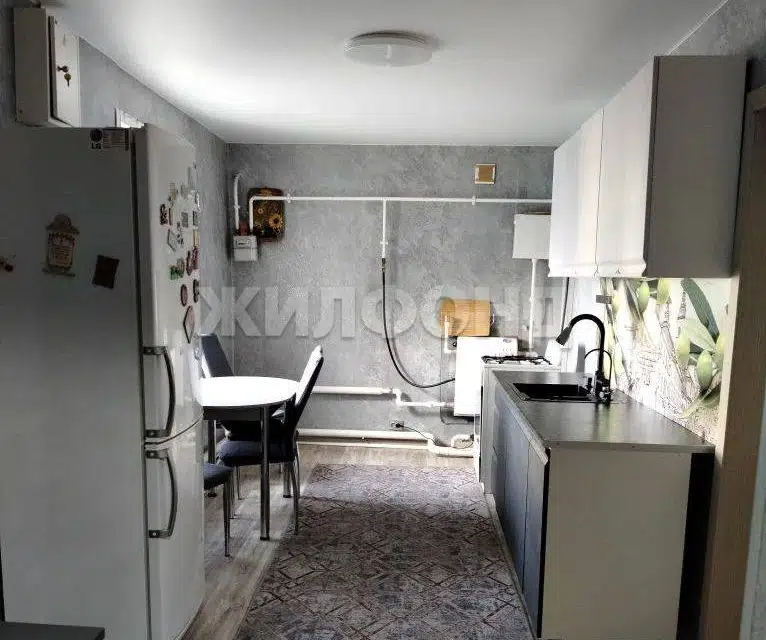 Продаётся 2-комнатная квартира, 65 м²