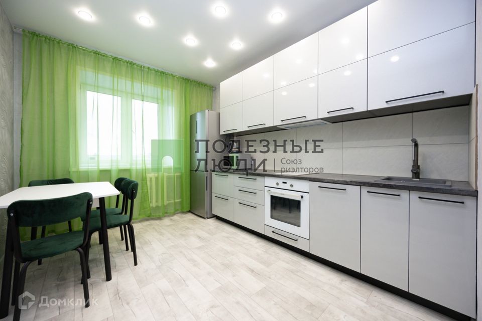 Продаётся 1-комнатная квартира, 43 м²
