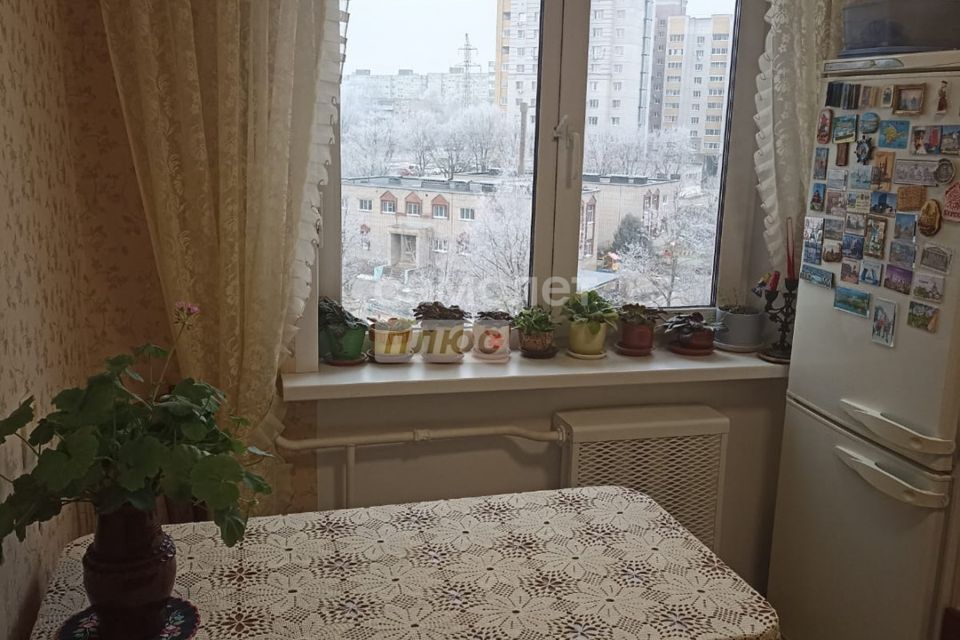 Продаётся 3-комнатная квартира, 65.2 м²