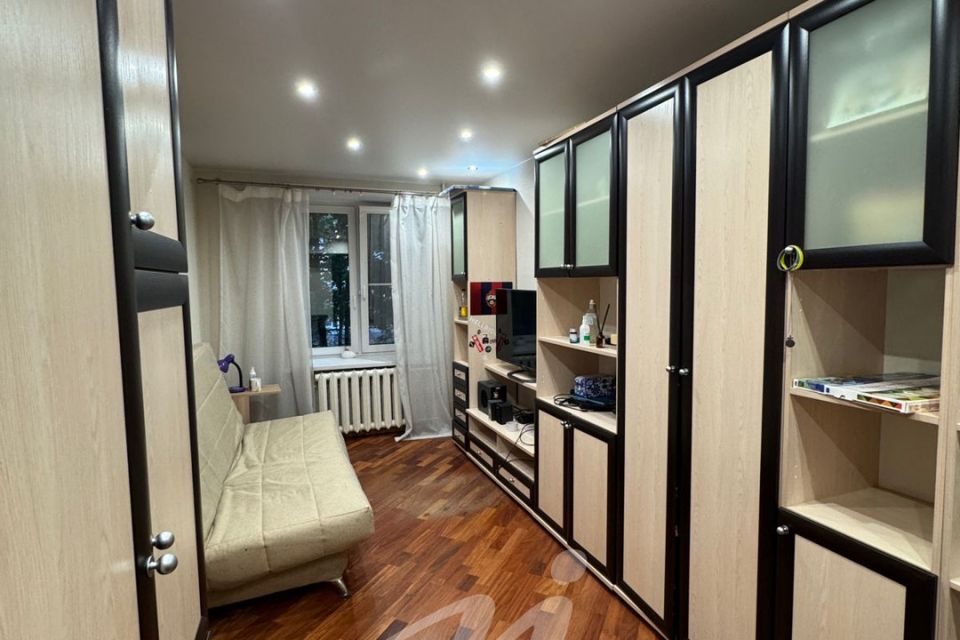 Продаётся 3-комнатная квартира, 58 м²