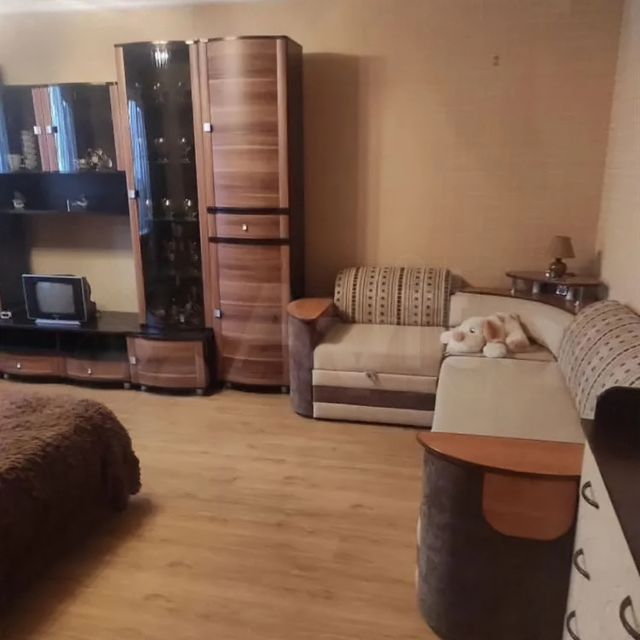 Продаётся 1-комнатная квартира, 43 м²