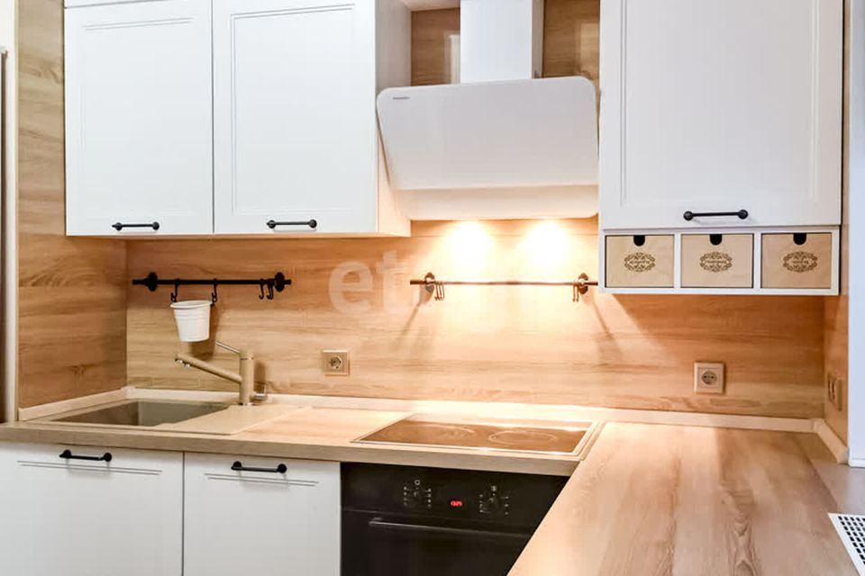 Продаётся 2-комнатная квартира, 66.5 м²