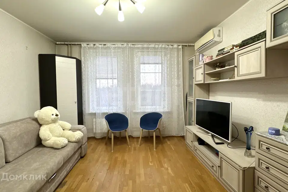 Продаётся 1-комнатная квартира, 38.2 м²