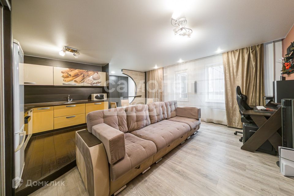 Продаётся 1-комнатная квартира, 60.92 м²