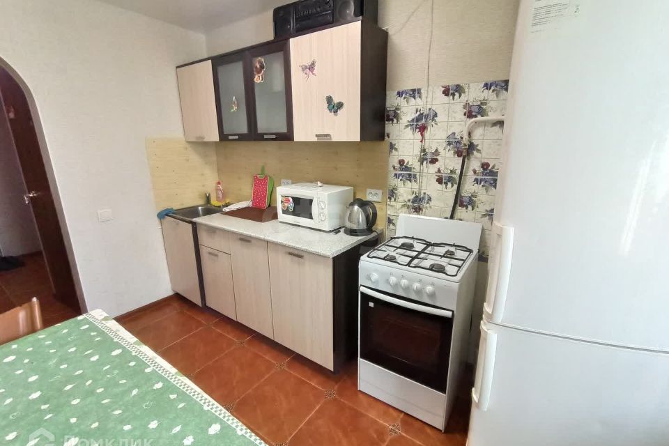 Продаётся 1-комнатная квартира, 37.8 м²