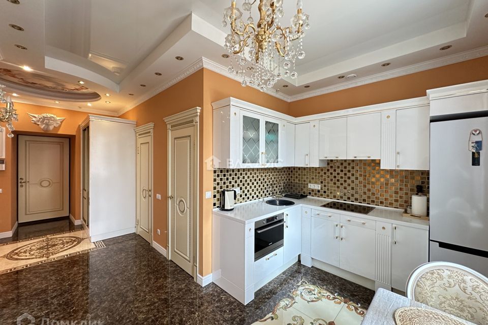 Продаётся 2-комнатная квартира, 63.8 м²