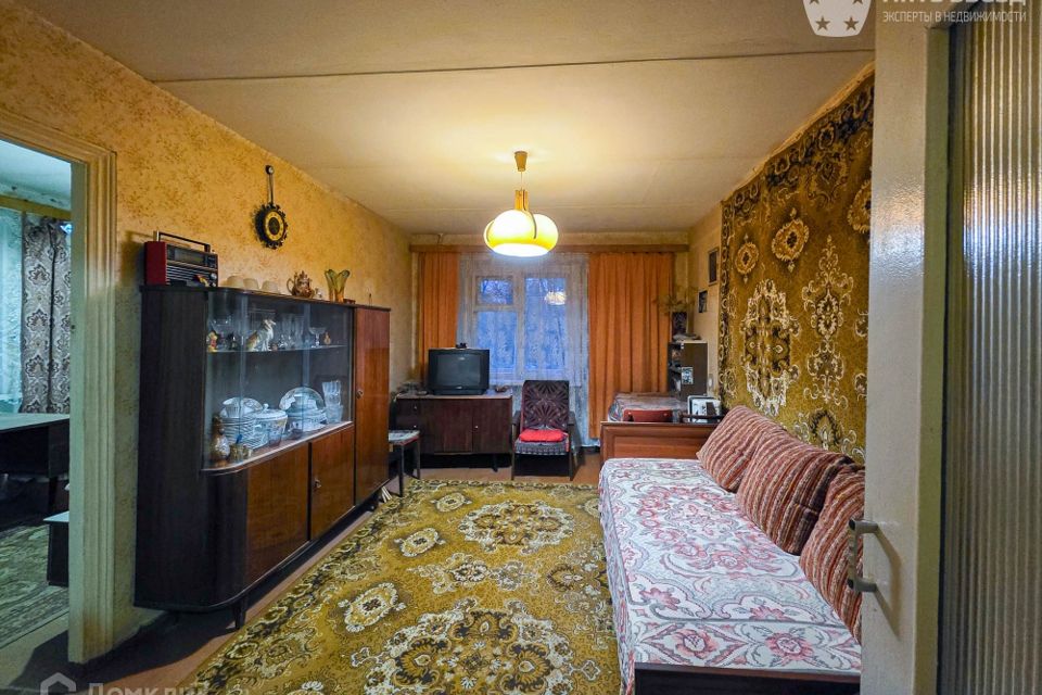 Продаётся 2-комнатная квартира, 40.7 м²