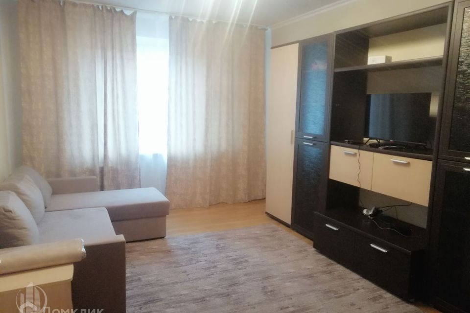 Сдаётся 1-комнатная квартира, 40 м²