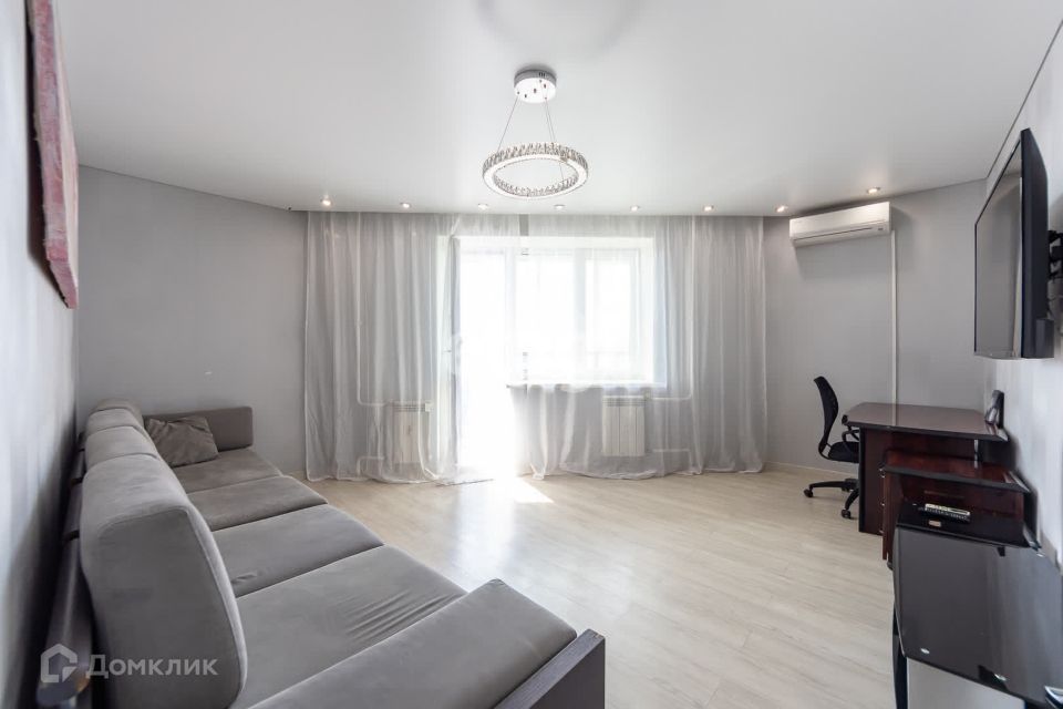 Сдаётся 2-комнатная квартира, 65 м²