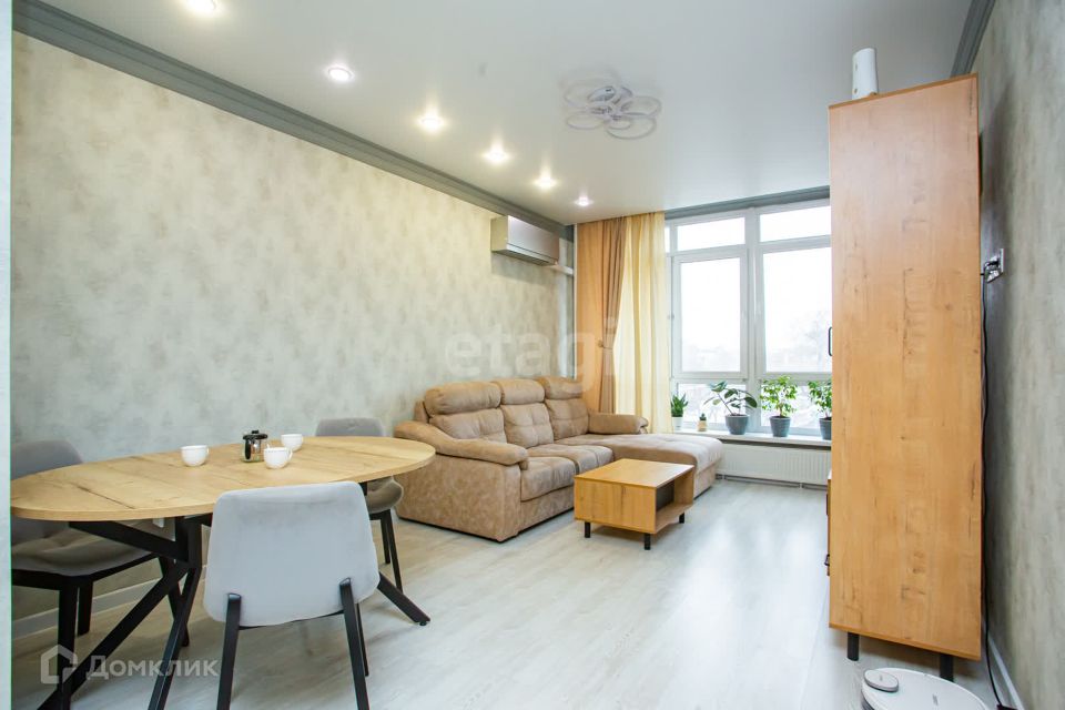 Продаётся 3-комнатная квартира, 62.1 м²