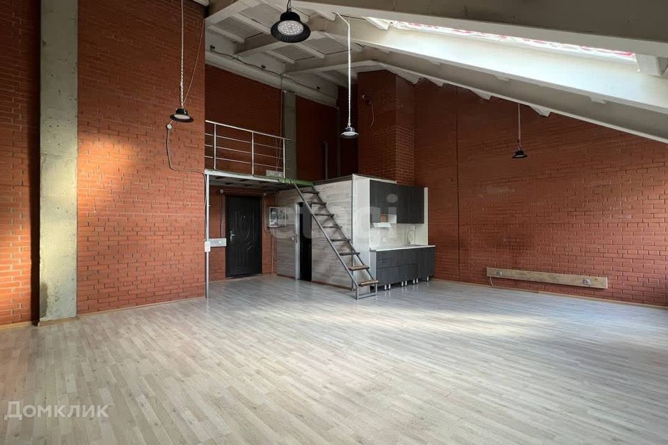 Продаётся 2-комнатная квартира, 71 м²