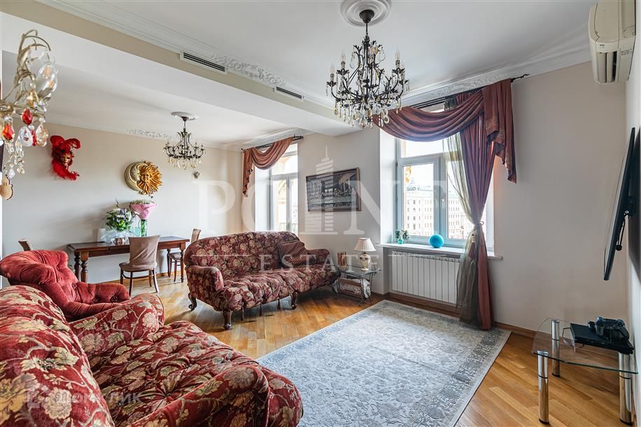 Продаётся 4-комнатная квартира, 104 м²