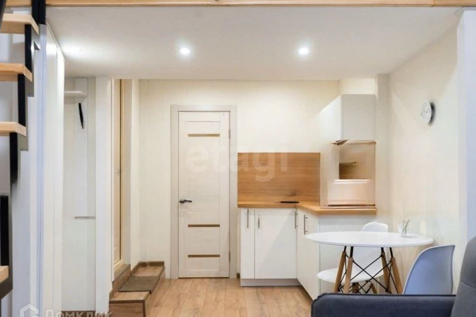 Продаётся комната в 1-комн. квартире, 21 м²