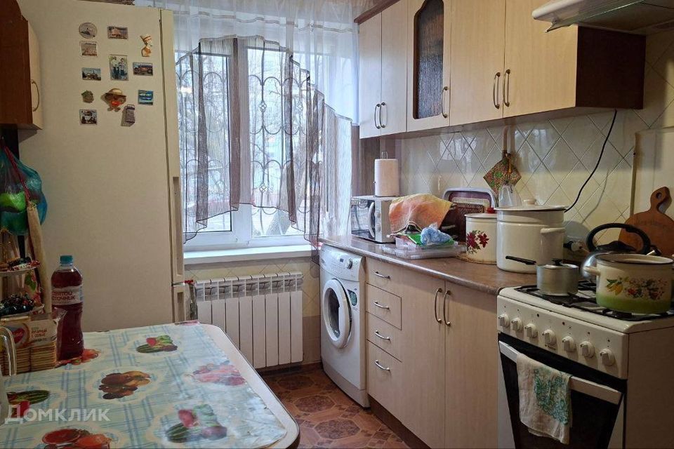 Продаётся 3-комнатная квартира, 56.8 м²